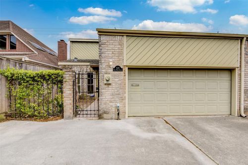 928 W Main St, Houston, TX, 77006-4955 | Card Image