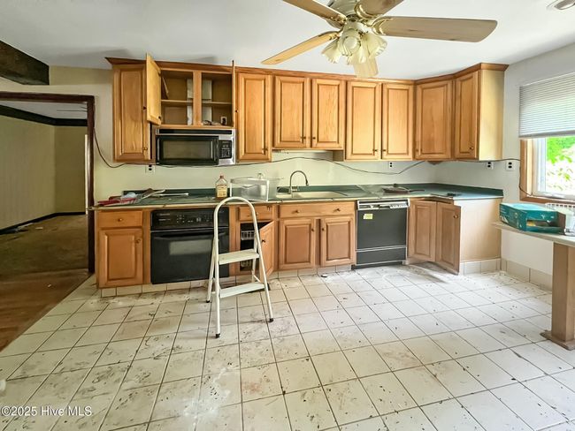 407 Seaview Dr, House other with 4 bedrooms, 4 bathrooms and 1 parking in Edenton NC | Image 9