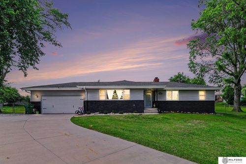 8402 S 26th Street, Bellevue, NE, 68147 | Card Image