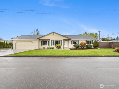 15373 175th Ave Se, Monroe, WA, 98272-2711 | Card Image