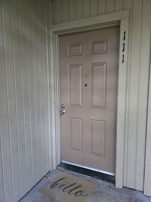 apt-111-3941 Madison Ave, North Highlands, CA, 95660-6311 | Card Image