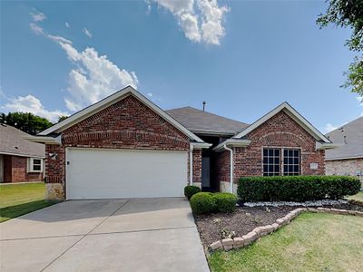 3223 Clear Springs Drive, House other with 3 bedrooms, 2 bathrooms and null parking in Forney TX | Image 2