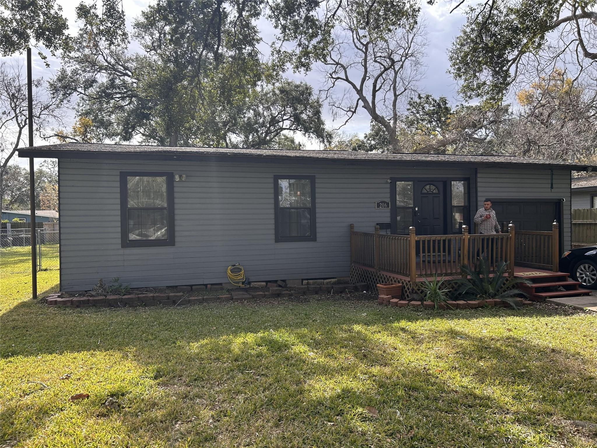 Residential in Lake Jackson