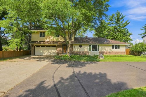 3595 Edgerton St, Vadnais Heights, MN, 55127-7109 | Card Image