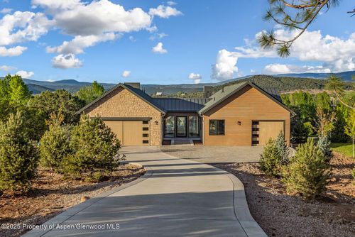 112 Bowles Dr, Carbondale, CO, 81623-1601 | Card Image