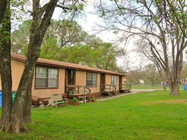 205 E Elm St, House other with 1 bedrooms, 1 bathrooms and null parking in Burnet TX | Image 14