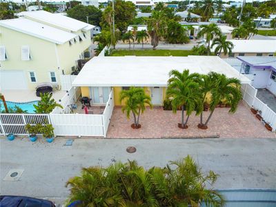 11554 5 Th Avenue Ocean, House other with 3 bedrooms, 2 bathrooms and null parking in Marathon FL | Image 3