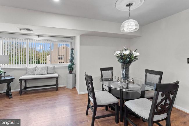 8101-E - 8101 Greenspring Way, Condo with 3 bedrooms, 3 bathrooms and null parking in OWINGS MILLS MD | Image 7