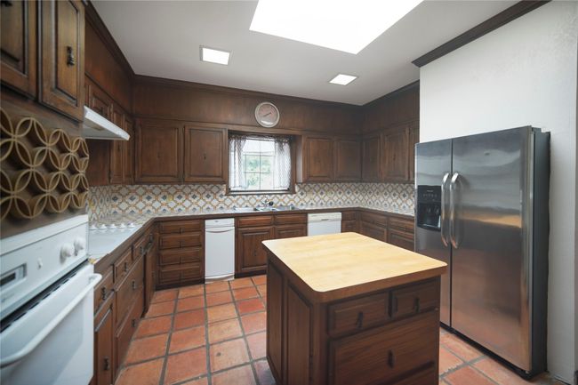 108 E Thompson St, House other with 2 bedrooms, 4 bathrooms and null parking in Jacksboro TX | Image 24