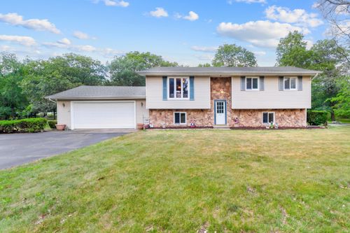 4092 Ethel St E, DeMotte, IN, 46310-9010 | Card Image