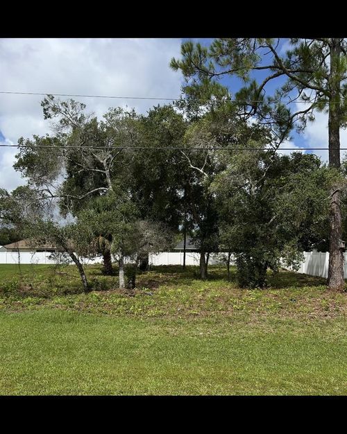 10 Ziegfeld Pl, Palm Coast, FL, 32164-5821 | Card Image
