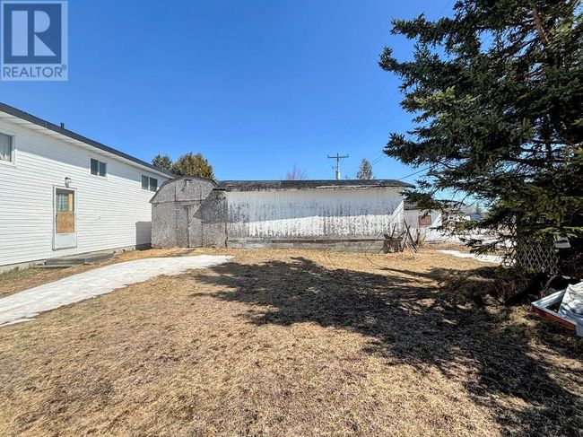 28 Otter Ave, Home with 5 bedrooms, 2 bathrooms and null parking in Manitouwadge ON | Image 35