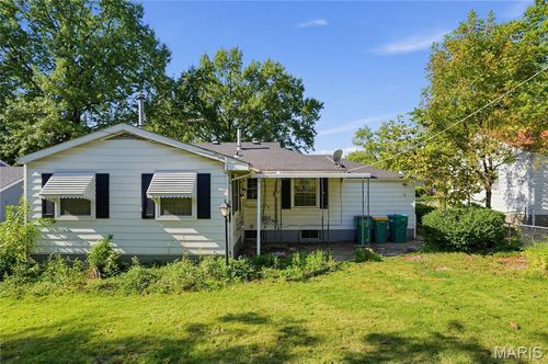 10136 Newbold Dr, Saint Louis, MO, 63137-2028 | Card Image