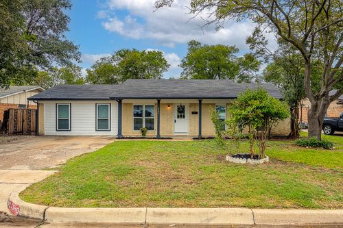 5540 De Cory Rd, Fort Worth, TX, 76134-2310 | Card Image