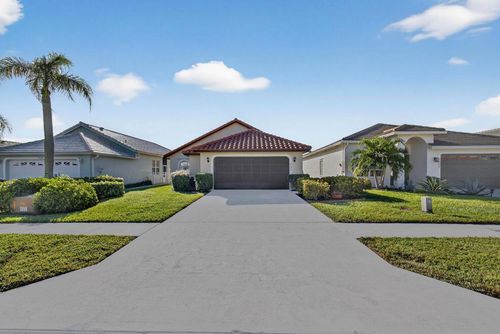 2596 Country Golf Dr, Wellington, FL, 33414-8322 | Card Image
