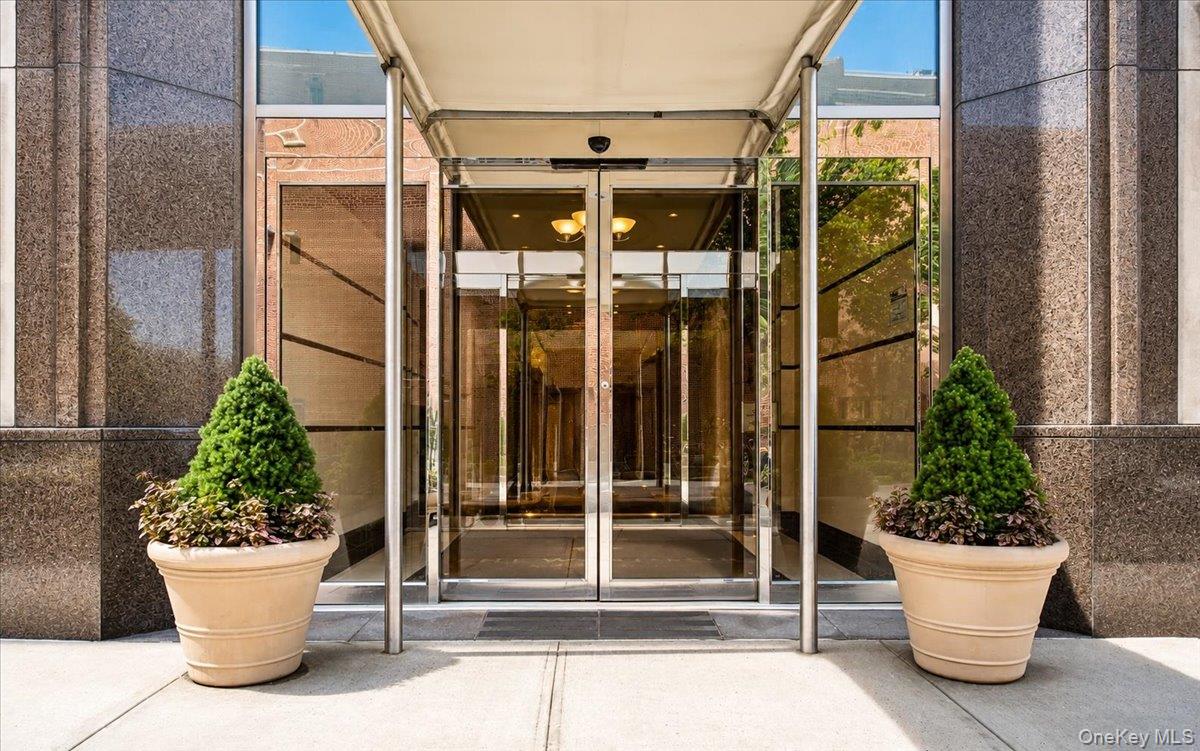 Residential in New York 3