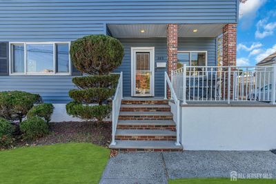 863 Brookside Avenue, House other with 3 bedrooms, 1 bathrooms and null parking in Keyport NJ | Image 3