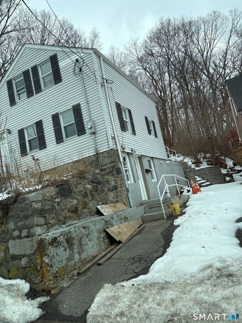 54 Buckingham St, Watertown, CT, 06779-1725 | Card Image