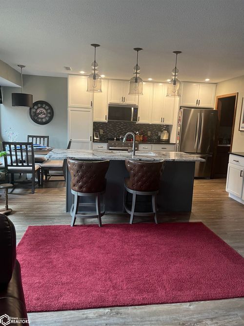 apt-7-1405 N Jefferson St, Ottumwa, IA, 52501-2062 | Card Image