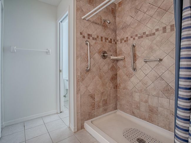 32708 Westwood Loop, House other with 2 bedrooms, 2 bathrooms and null parking in LEESBURG FL | Image 26