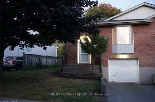 602 Tanner Dr, Kingston, ON, K7M8Y1 | Card Image