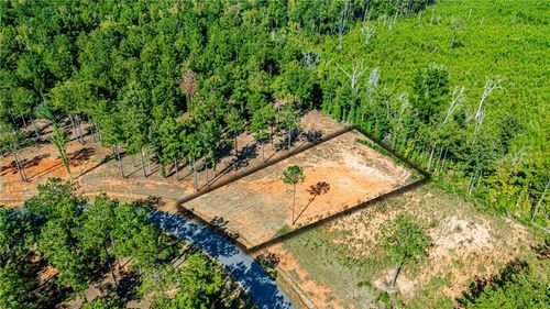 147 Falls Ln Ne, Milledgeville, GA, 31061-1108 | Card Image