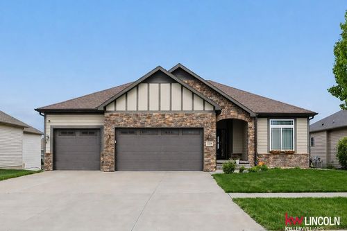 7256 Rutha Ln, Lincoln, NE, 68516-9509 | Card Image