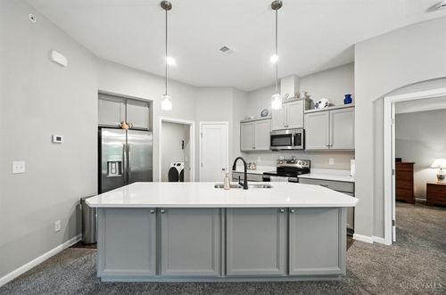 5882 Parkview Ln, Milford, OH, 45150-3153 | Card Image