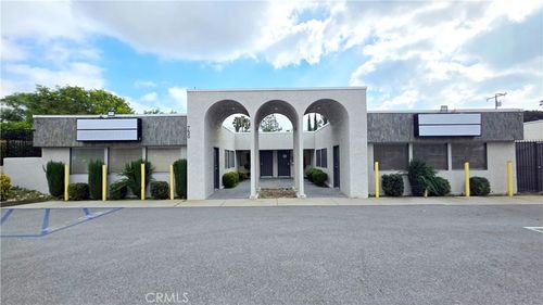 750 N Mountain, Upland, CA, 91786 | Card Image