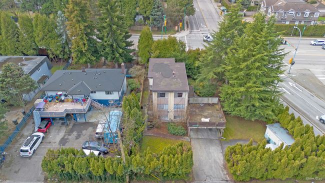 5920 Canada Way, Home with 6 bedrooms, 3 bathrooms and null parking in Burnaby BC | Image 5