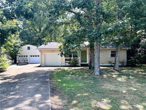 1708 Seaford Road, Seaford, VA, 23696 | Card Image
