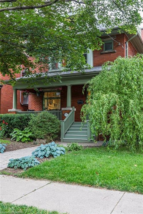 90 Blake St, Hamilton, ON, L8M2S6 | Card Image