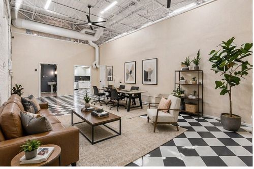 306 S Walton Street, Dallas, TX, 75226 | Card Image