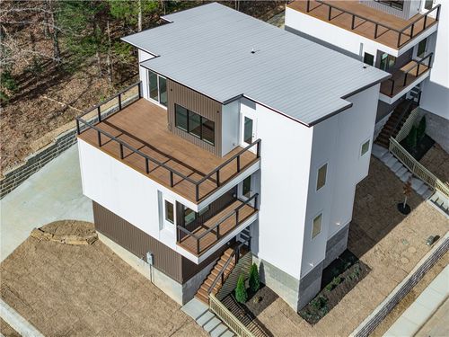 111 S Paddock Loop, Fayetteville, AR, 72701-4547 | Card Image