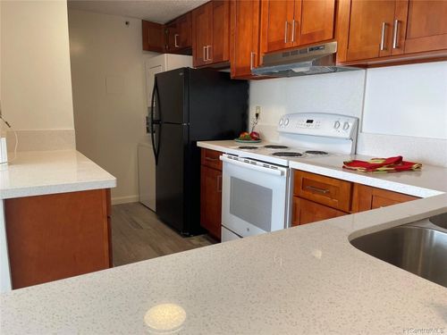 apt-1801-2724 Kahoaloha Ln, Honolulu, HI, 96826-3338 | Card Image