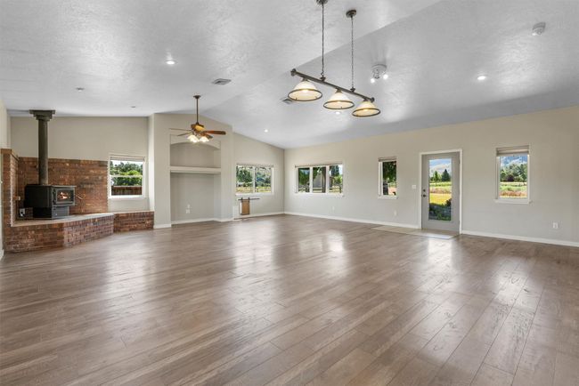 970 S Shoshone Loop, House other with 3 bedrooms, 3 bathrooms and null parking in Hamilton MT | Image 4