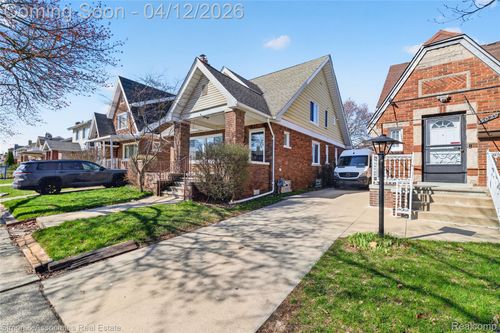 5019 Maple St, Dearborn, MI, 48126-3241 | Card Image