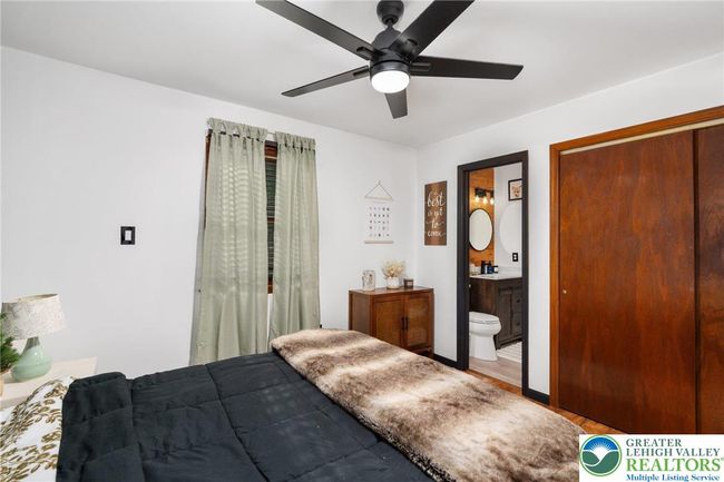 64 Autumn Ln, House other with 3 bedrooms, 2 bathrooms and null parking in Jim Thorpe PA | Image 33