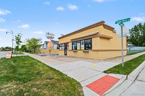 14700 East 9 Mile Road, Eastpointe, MI, 48021 | Card Image