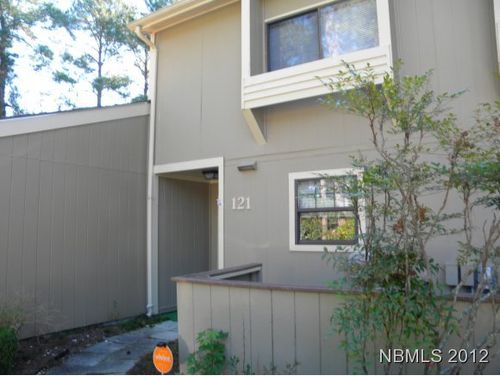 121 Quarterdeck, New Bern, NC, 28562 | Card Image