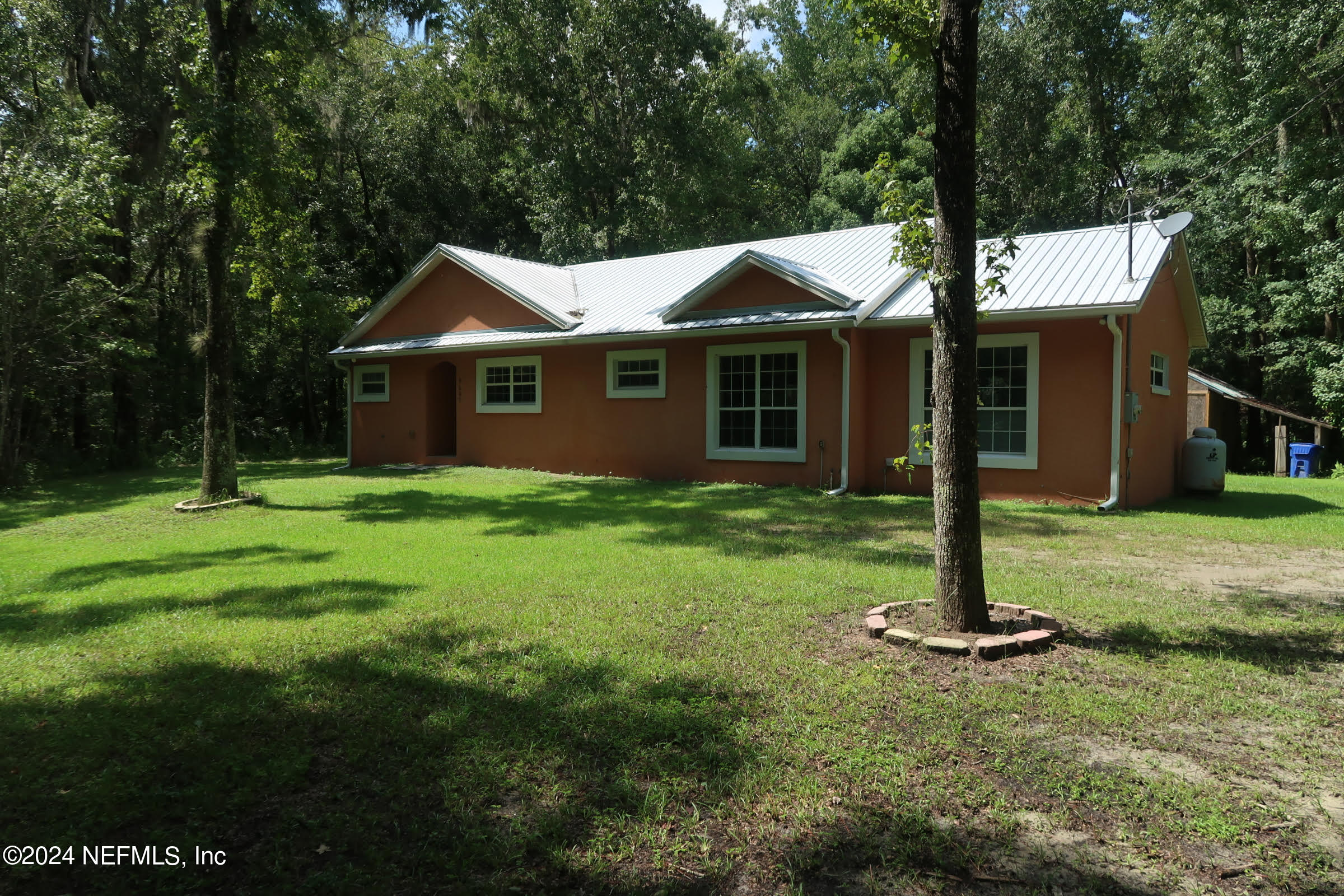Quinn Ave, Hastings, FL 32145