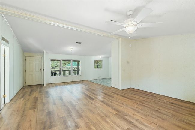 Living Room | Image 10