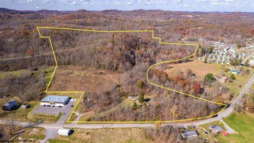 265 Middletown Rd, Shinnston, WV, 26431-7288 | Card Image