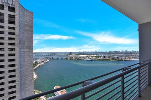 apt-2910-335 S Biscayne Blvd, Miami, FL, 33131-2350 | Card Image