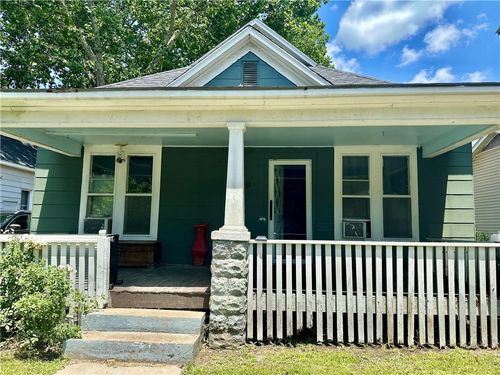 211 E 21st St, Pittsburg, KS, 66762-2915 | Card Image