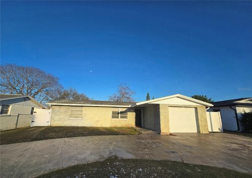 9240 Sterling Ln, PORT RICHEY, FL, 34668-4770 | Card Image