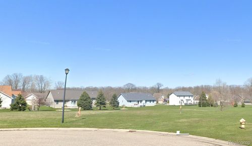 5442 Meadow Creek Ct, Flint, MI, 48532-2267 | Card Image