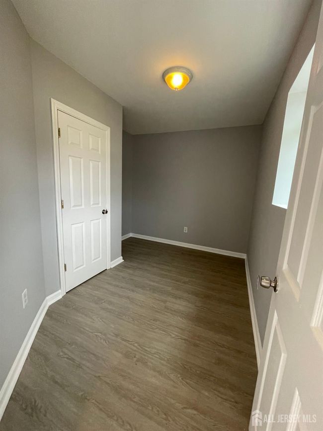 171 Washington Rd, House other with 5 bedrooms, 2 bathrooms and null parking in Sayreville NJ | Image 15