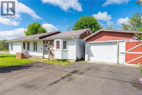 10 Webster Ave, Moncton, NB, E1E2N5 | Card Image