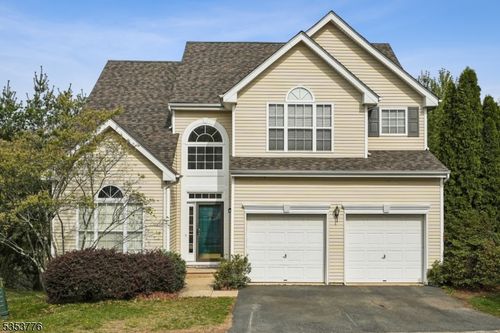 36 Winding Hill Dr, Hackettstown, NJ, 07840-5671 | Card Image